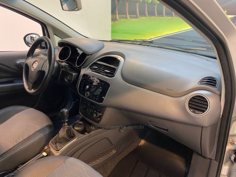 PUNTO 1.6 ESSENCE 16V FLEX 4P MANUAL - 2013 - BENTO GONçALVES