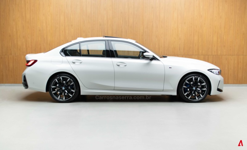 320I 2.0 M SPORT 16V TURBO GASOLINA 4P AUTOMÁTICO - 2026 - GARIBALDI