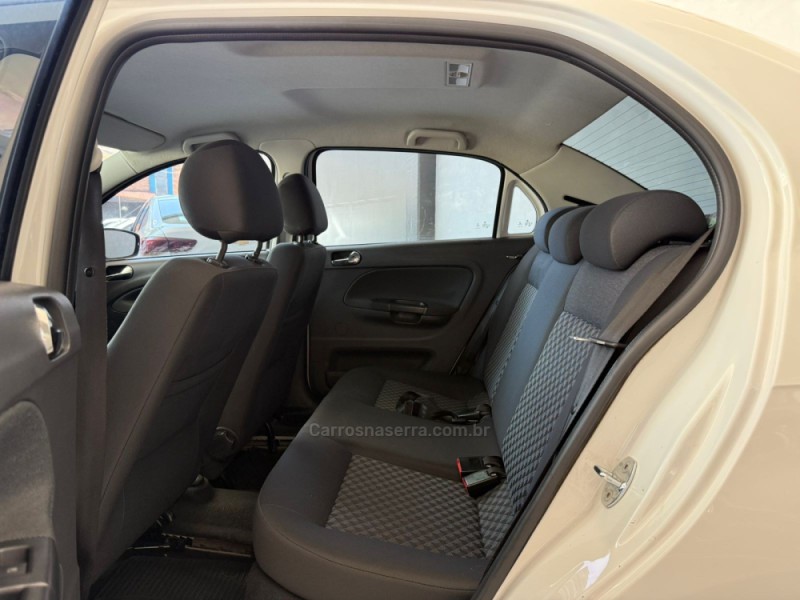 VOYAGE 1.0 MI COMFORTLINE 8V FLEX 4P MANUAL - 2016 - NOVO HAMBURGO