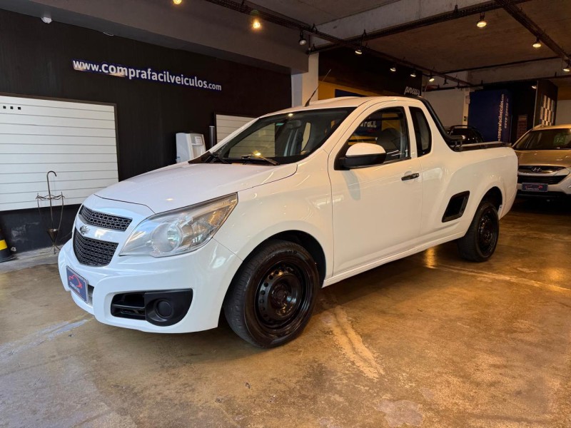 MONTANA 1.4 MPFI LS CS 8V FLEX 2P MANUAL