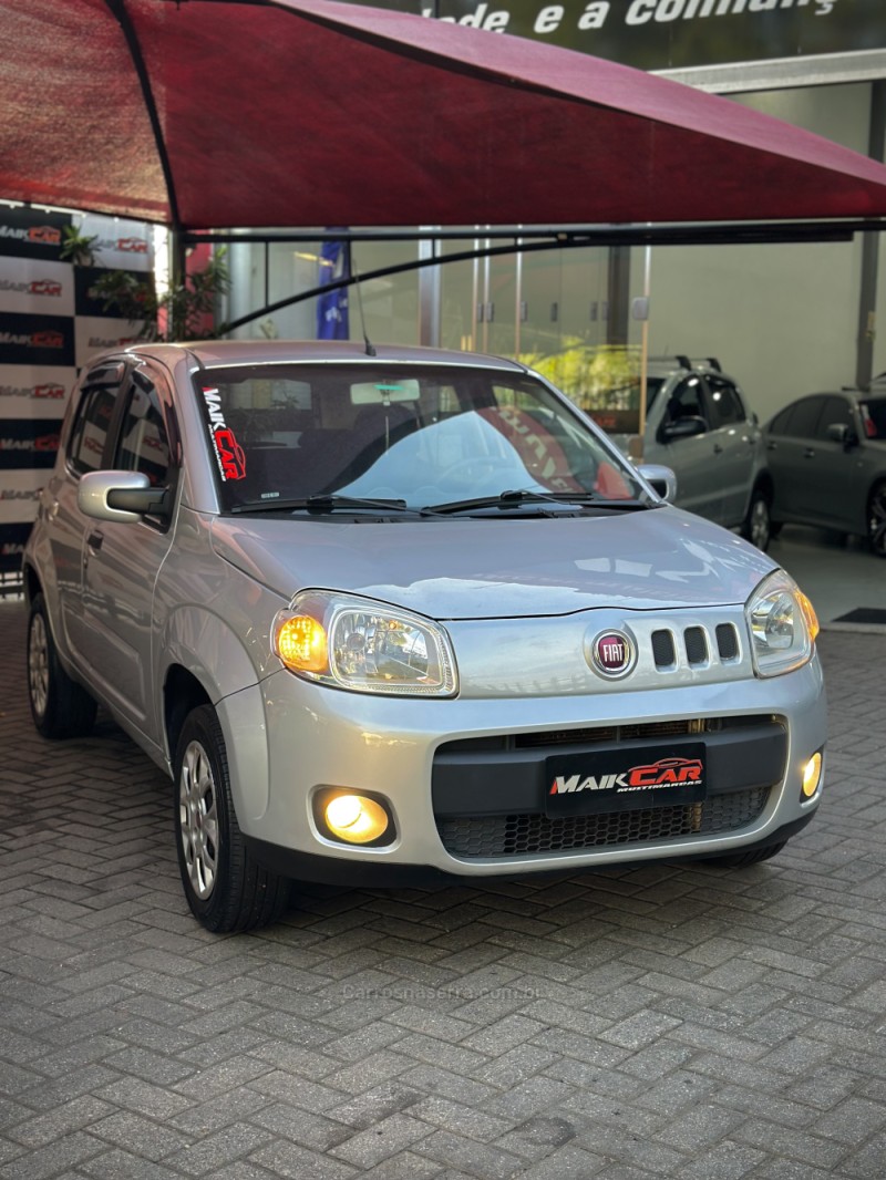 UNO 1.0 EVO VIVACE 8V FLEX 4P MANUAL - 2013 - ESTâNCIA VELHA