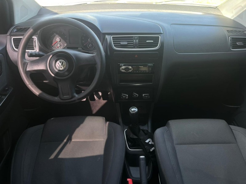 FOX 1.0 MI 8V FLEX 4P MANUAL - 2011 - FARROUPILHA