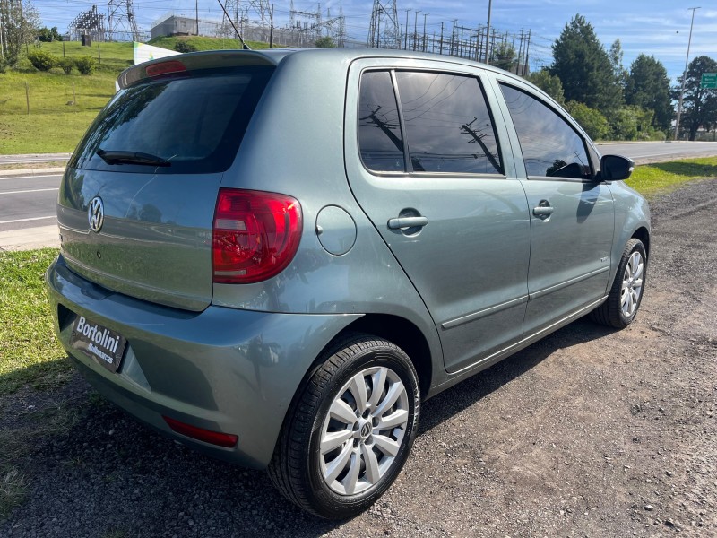 FOX 1.0 MI 8V FLEX 4P MANUAL - 2011 - FARROUPILHA