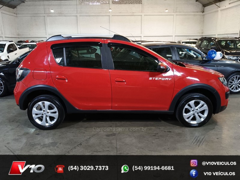 SANDERO 1.6 STEPWAY 16V FLEX 4P MANUAL - 2018 - CAXIAS DO SUL