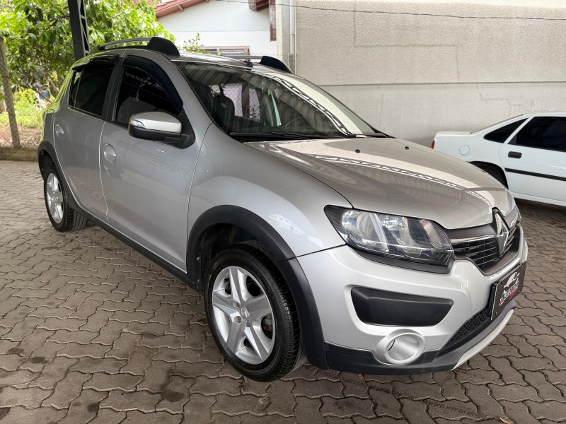 SANDERO 1.6 STEPWAY EASY R 16V FLEX 4P AUTOMÁTICO - 2016 - CAXIAS DO SUL