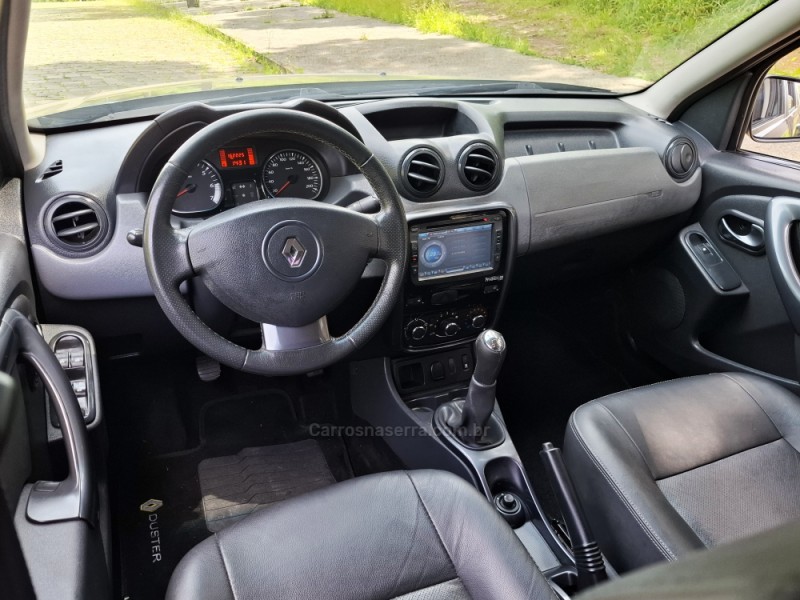 DUSTER RENAULT DUSTER 1.6 TECH ROAD DYNAMIQUE 4X2 16V FLEX 4P MANUAL - 2014 - BENTO GONçALVES
