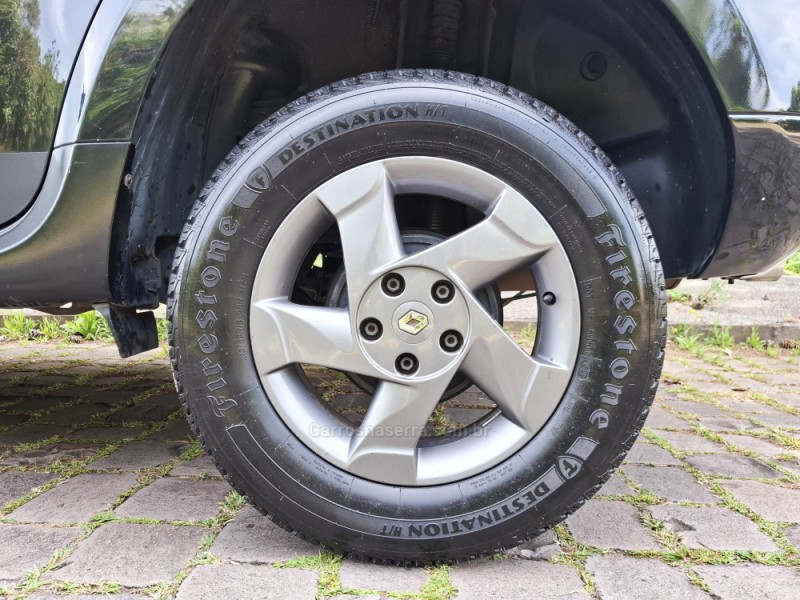 DUSTER RENAULT DUSTER 1.6 TECH ROAD DYNAMIQUE 4X2 16V FLEX 4P MANUAL - 2014 - BENTO GONçALVES