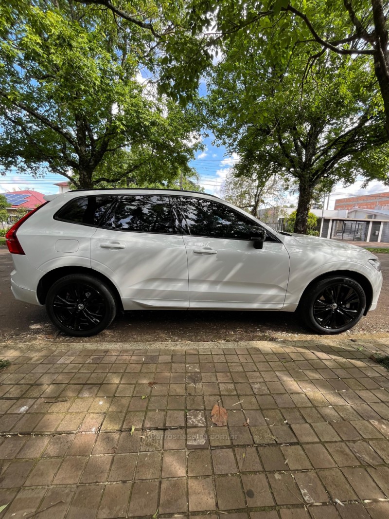 XC60 2.0 T8 ULTIMATE DARK AWD HIBRIDO 4P AUTOMÁTICO  - 2023 - ERECHIM