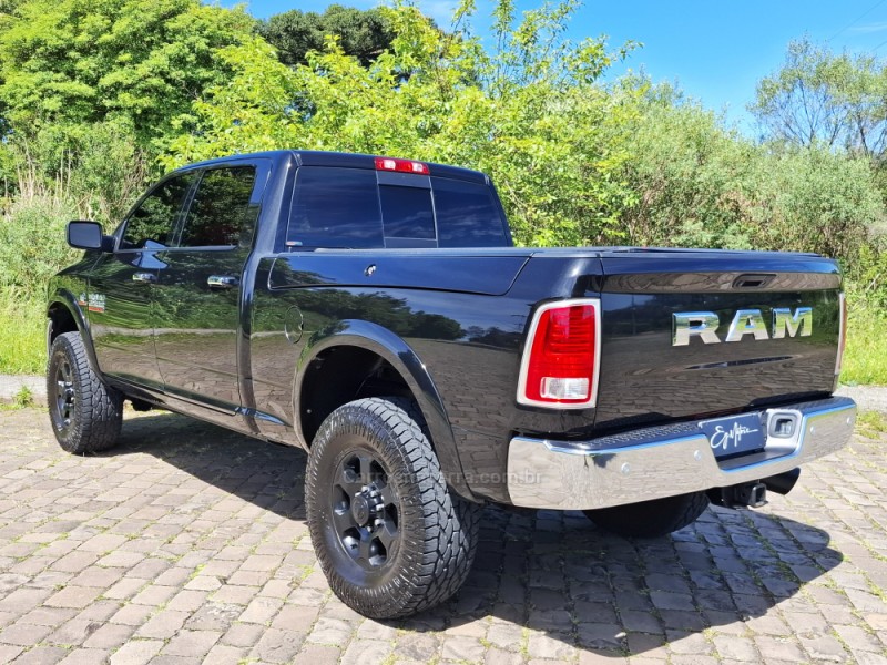 2500 LARAMIE 6.7 CD 4X4 TDI DIESEL 4P AUTOMÁTICA - 2016 - BENTO GONçALVES