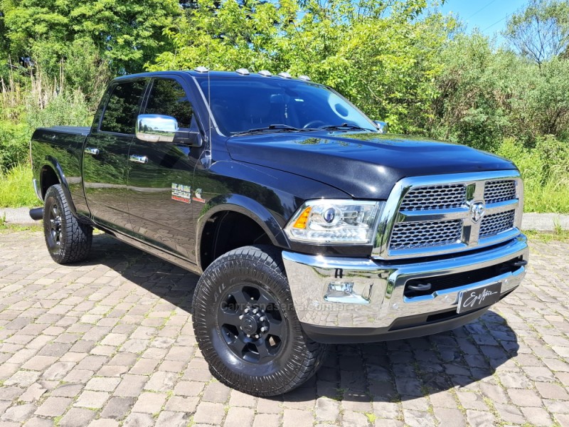 2500 laramie 6.7 cd 4x4 tdi diesel 4p automatica 2016 bento goncalves