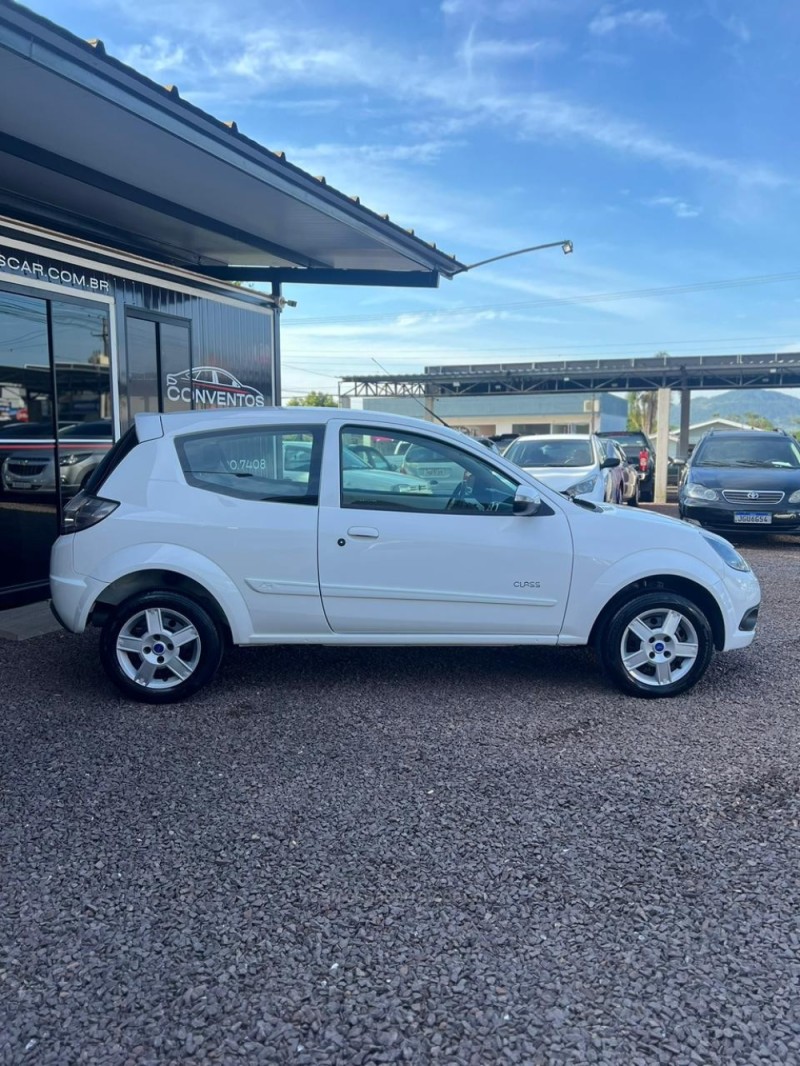 FIESTA 1.0 MPI 8V GASOLINA 2P MANUAL - 2013 - LAJEADO