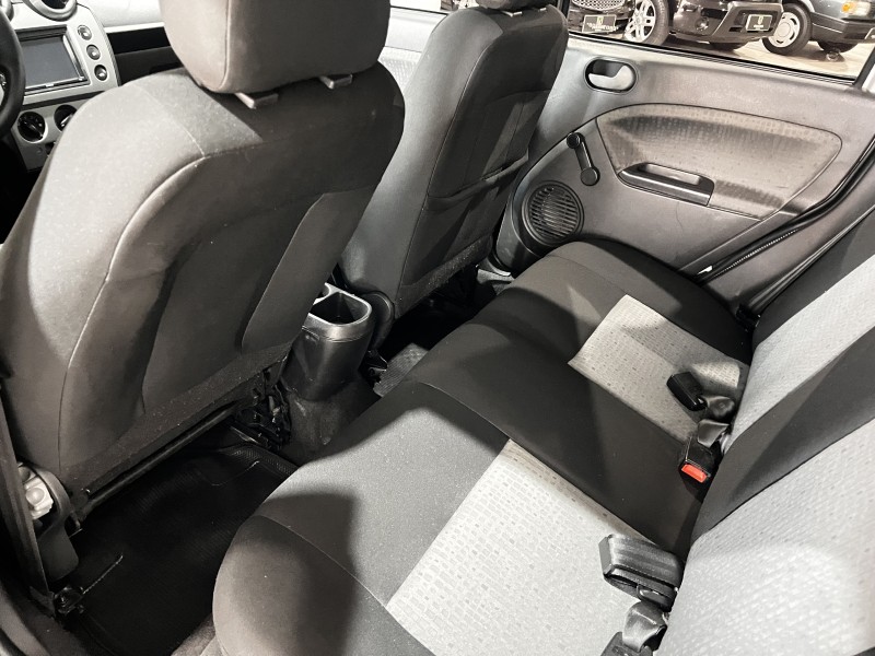 FIESTA 1.6 SE SEDAN 16V FLEX 4P MANUAL - 2014 - CAXIAS DO SUL