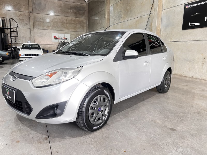 FIESTA 1.6 SE SEDAN 16V FLEX 4P MANUAL - 2014 - CAXIAS DO SUL