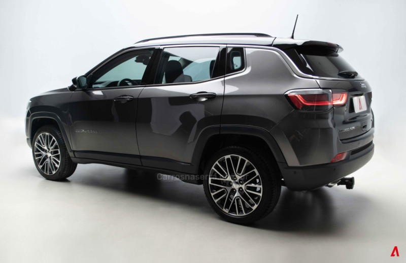 COMPASS 2.0 16V DIESEL LIMITED 4X4 AUTOMÁTICO - 2022 - GARIBALDI