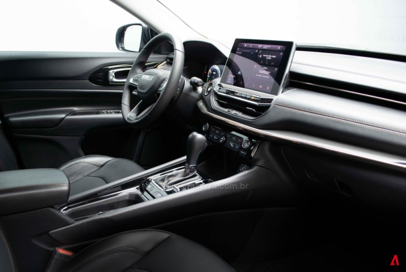 COMPASS 2.0 16V DIESEL LIMITED 4X4 AUTOMÁTICO - 2022 - GARIBALDI