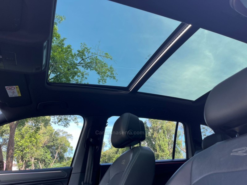 TIGUAN 2.0 ALLSPACE R-LINE 300 TSI GASOLINA 4P AUTOMÁTICO - 2024 - FELIZ