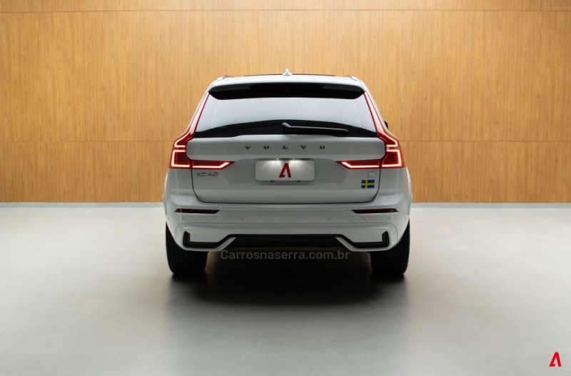 XC60 2.0 T8 POLESTAR ENGINEERED HÍBRIDO 4P AUTOMÁTICO - 2024 - GARIBALDI