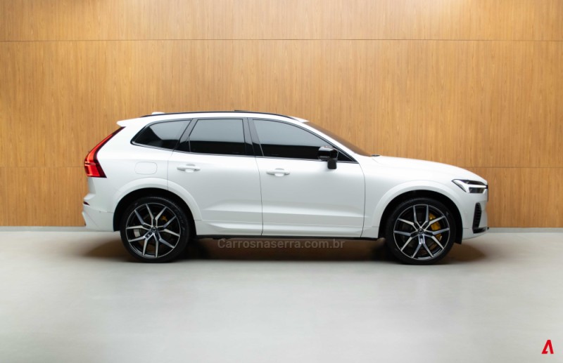 XC60 2.0 T8 POLESTAR ENGINEERED HÍBRIDO 4P AUTOMÁTICO - 2024 - GARIBALDI