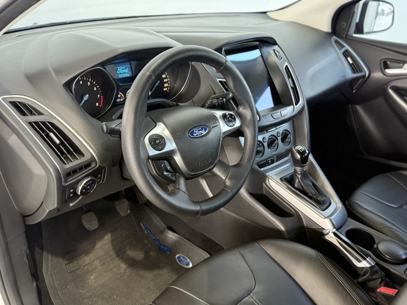 FOCUS 1.6 SE 16V FLEX 4P MANUAL - 2015 - CAXIAS DO SUL