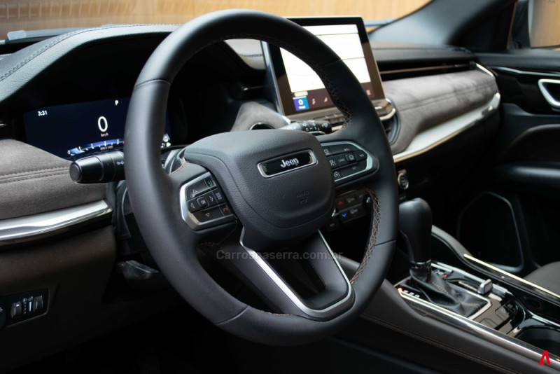 COMMANDER 2.0 OVERLAND T380 16V 4X4 TURBO DIESEL 4P AUTOMÁTICO - 2025 - GARIBALDI