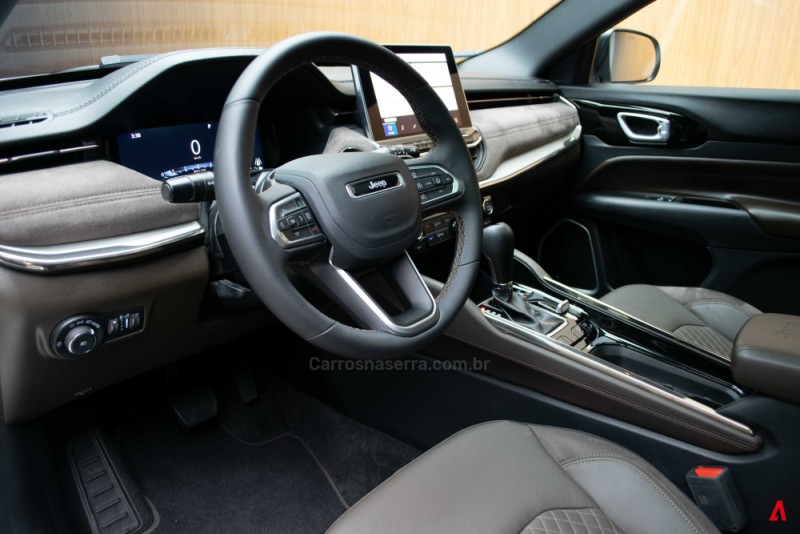 COMMANDER 2.0 OVERLAND T380 16V 4X4 TURBO DIESEL 4P AUTOMÁTICO - 2025 - GARIBALDI