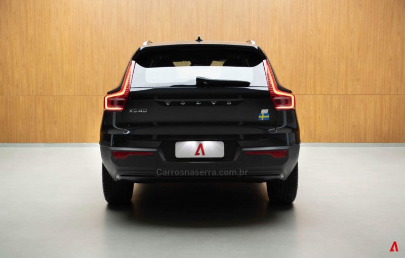 XC 40 1.5 T5 HÍBRIDO R-DESIGN FWD - 2022 - GARIBALDI