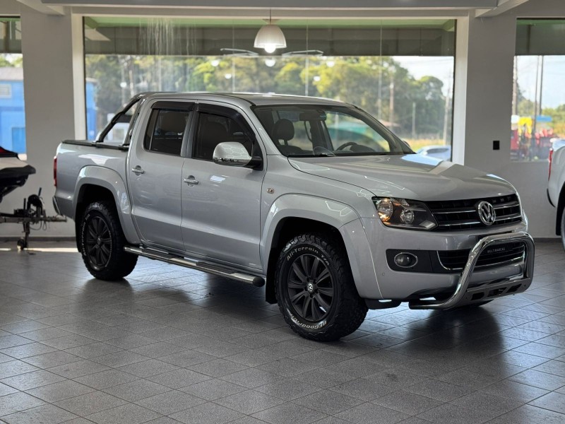 amarok 2.0 highline 4x4 cd 16v turbo intercooler diesel 4p automatico 2014 caxias do sul