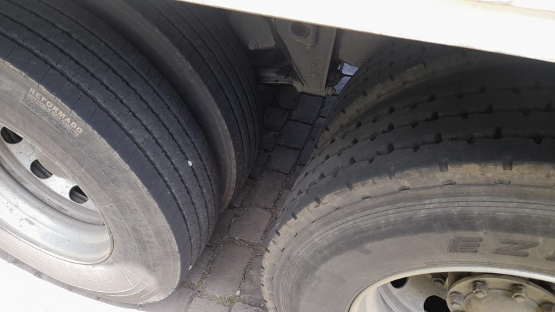 CARGO 2429 E 6X2 TURBO - 2013 - CAXIAS DO SUL