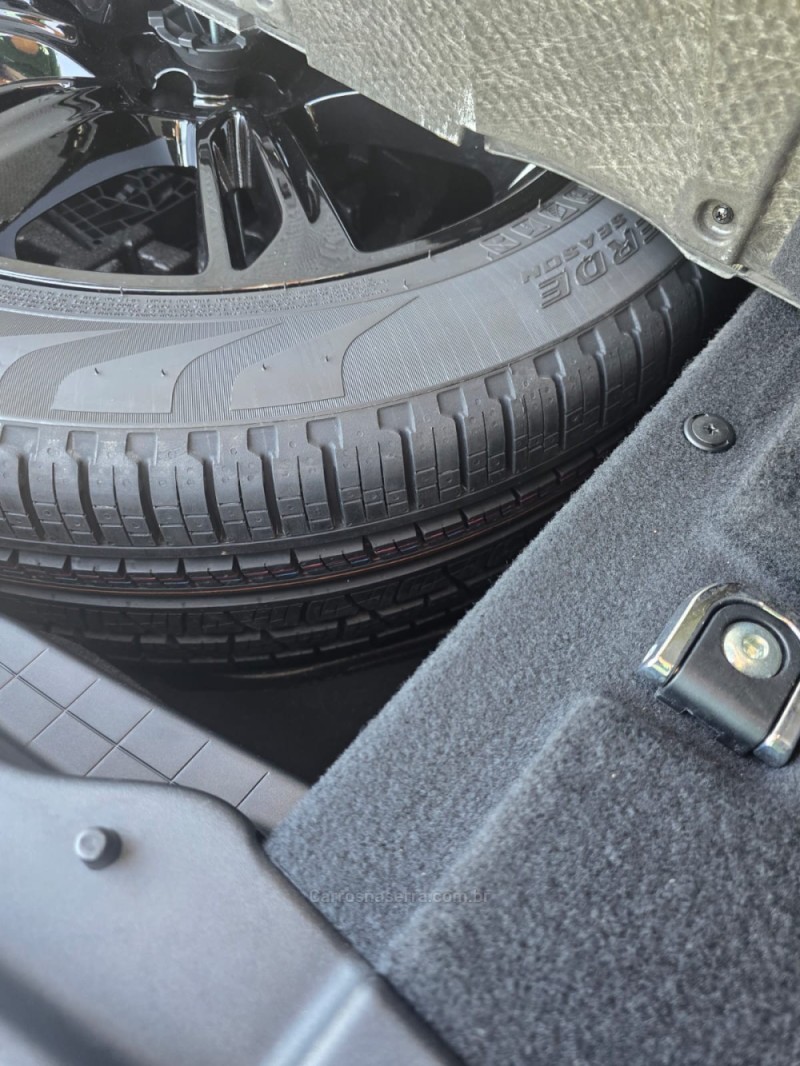 RANGE ROVER VELAR 3.0 V6 P380 GASOLINA R-DYNAMIC S AUTOMÁTICO - 2018 - LAJEADO