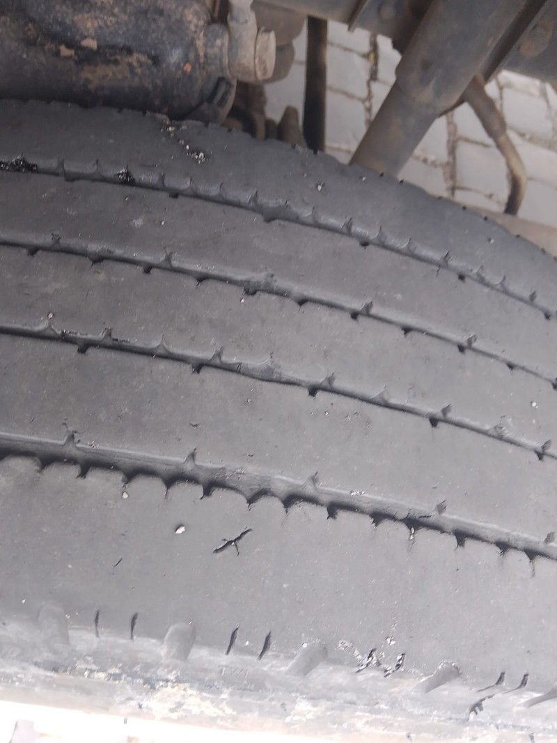 8-150 E WORKER - 2001 - CAXIAS DO SUL