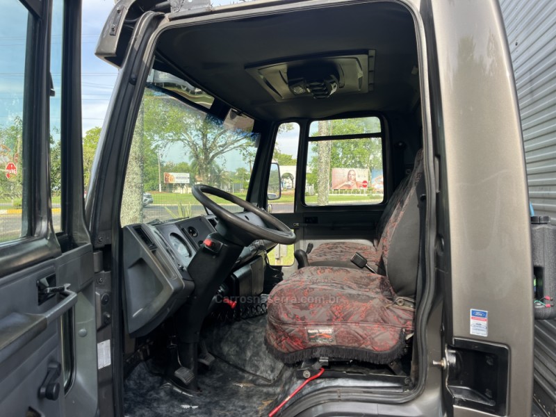 CARGO 815 E TURBO - 2001 - GUAPORé