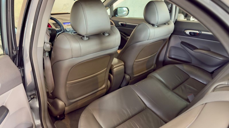 CIVIC 1.8 EXS 16V GASOLINA 4P AUTOMÁTICO - 2010 - CAXIAS DO SUL