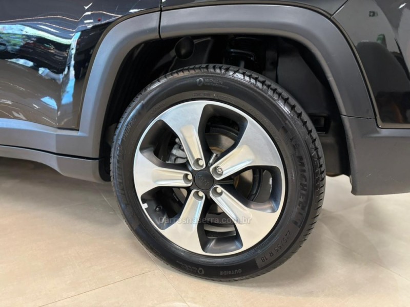 COMPASS 2.0 16V FLEX LONGITUDE AUTOMÁTICO - 2018 - CARLOS BARBOSA