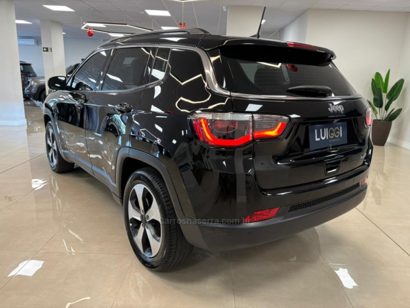 COMPASS 2.0 16V FLEX LONGITUDE AUTOMÁTICO - 2018 - CARLOS BARBOSA