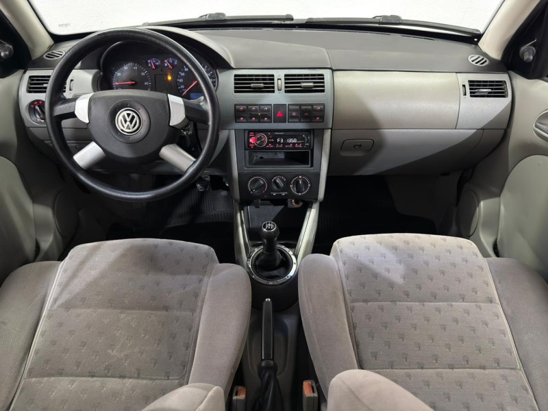 PARATI 1.8 MI 8V GASOLINA 4P MANUAL G.III - 2001 - CAXIAS DO SUL