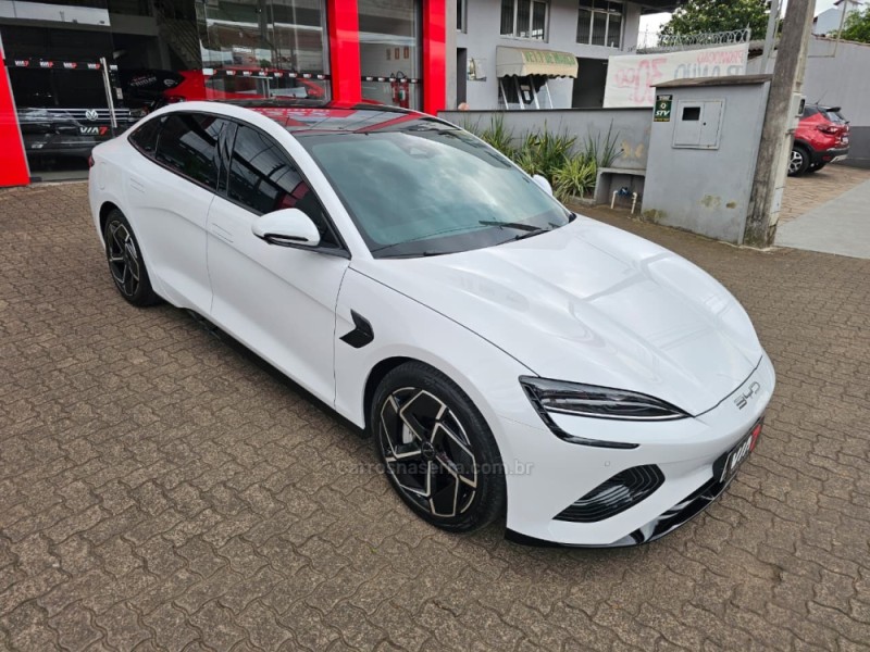 SEAL AWD ELÉTRICO 4P AUTOMÁTICO - 2024 - NOVO HAMBURGO