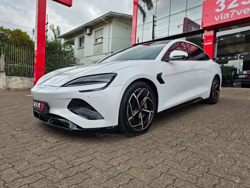 SEAL AWD ELÉTRICO 4P AUTOMÁTICO - 2024 - NOVO HAMBURGO