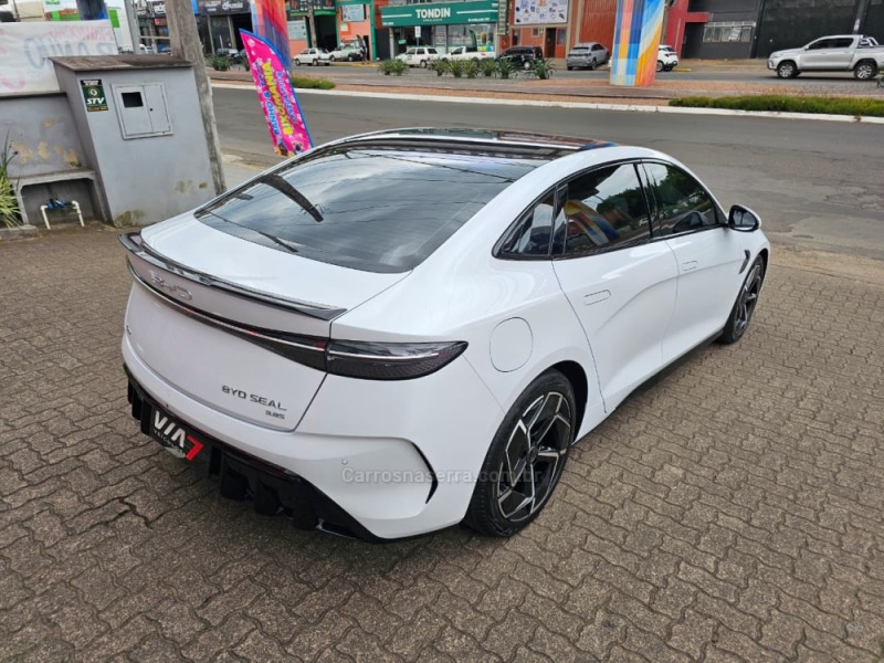 SEAL AWD ELÉTRICO 4P AUTOMÁTICO - 2024 - NOVO HAMBURGO