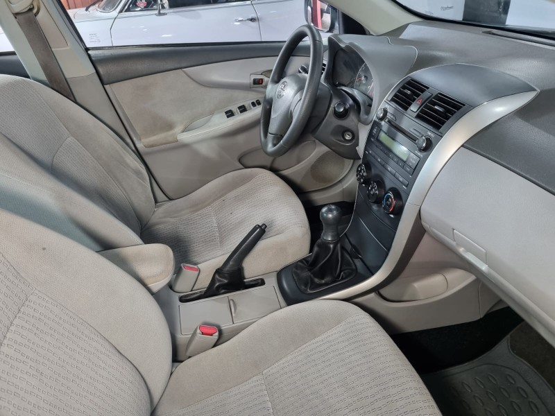 COROLLA 1.8 XLI 16V GASOLINA 4P MANUAL - 2009 - TEUTôNIA