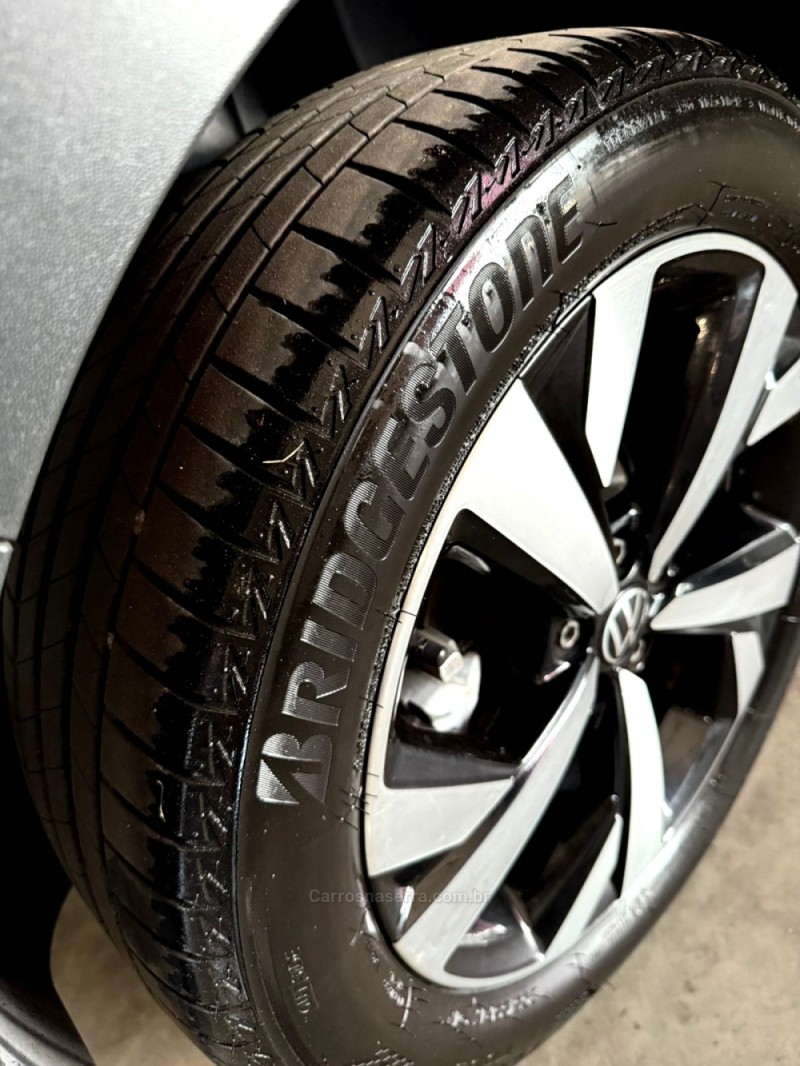 NIVUS 1.0 TSI HIGHLINE FLEX 4P AUTOMÁTICO - 2021 - LAJEADO