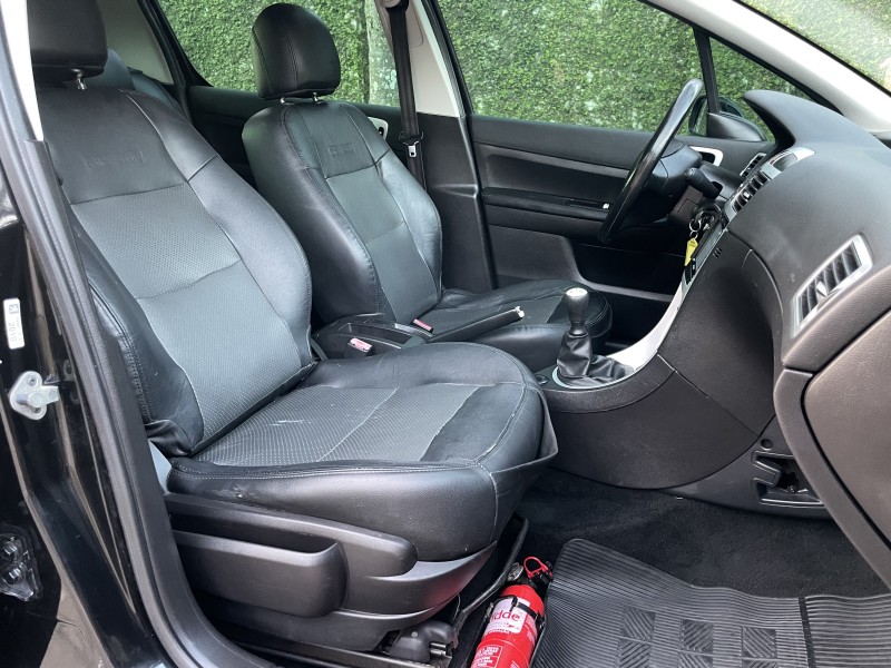 307 1.6 PRESENCE 16V FLEX 4P MANUAL - 2011 - CAXIAS DO SUL