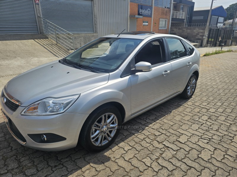 FOCUS 2.0 GHIA 16V GASOLINA 4P MANUAL - 2009 - BENTO GONçALVES