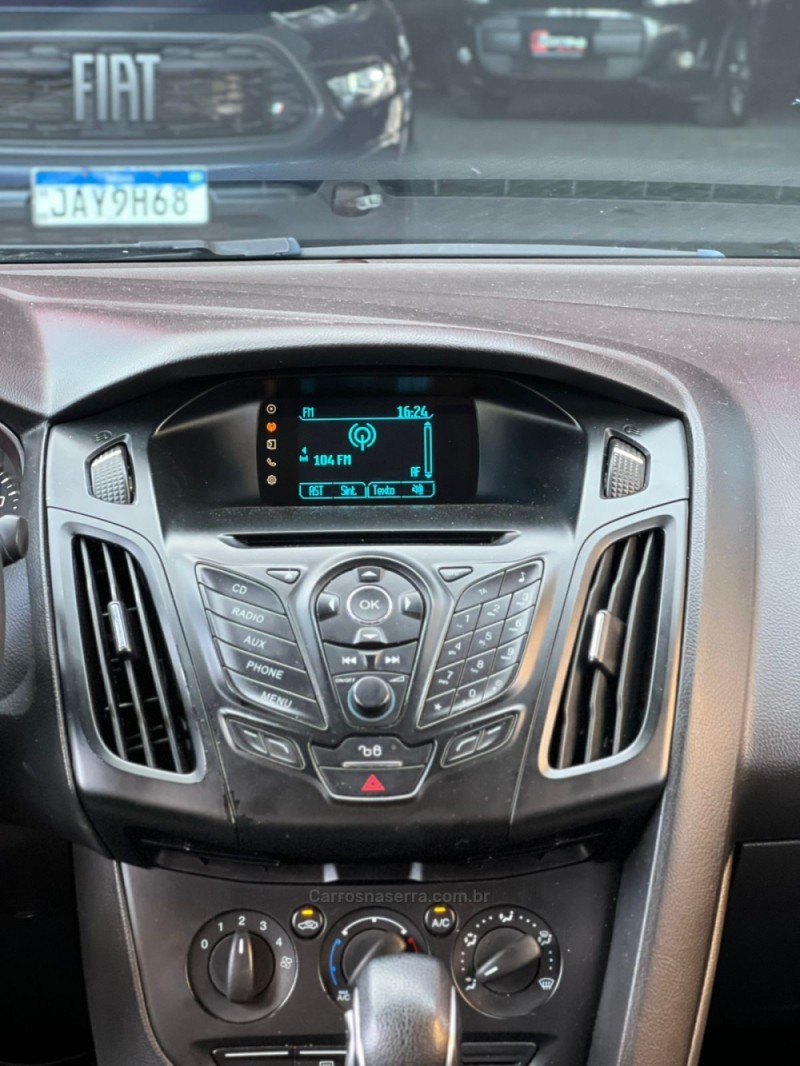 FOCUS 2.0 S SEDAN 16V FLEX 4P AUTO - 2015 - CANELA
