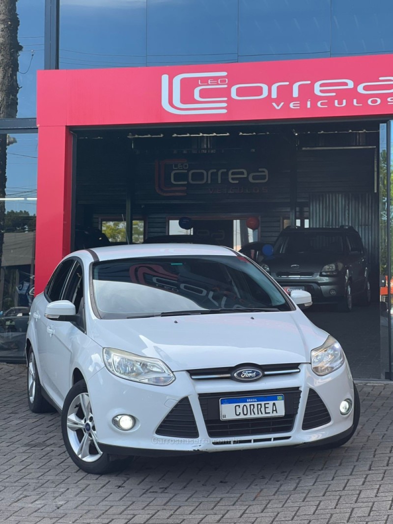 focus 2.0 s sedan 16v flex 4p auto 2015 canela