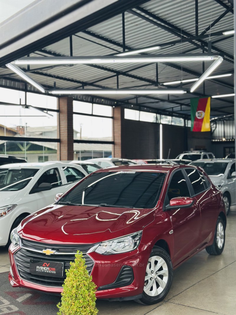 onix 1.0 lt 12v flex 4p manual 2023 canela