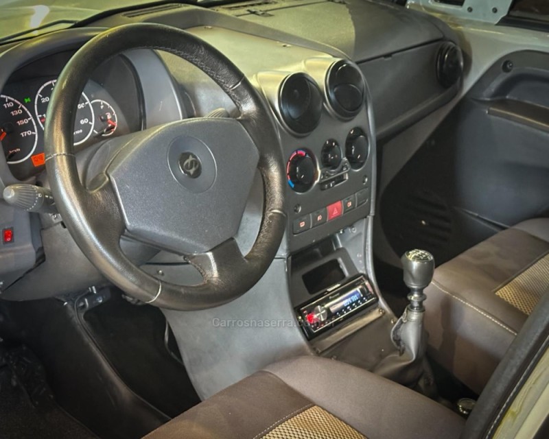 STARK 2.3 4X4 TURBO INTERCOOLER DIESEL 2P MANUAL - 2010 - GARIBALDI