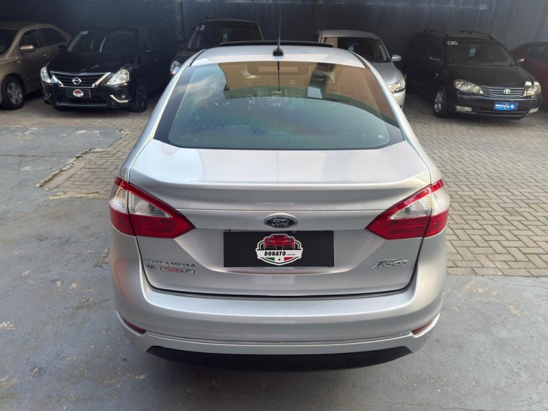 FIESTA 1.6 TITANIUM PLUS SEDAN 16V FLEX 4P AUTOMÁTICO - 2015 - CAXIAS DO SUL
