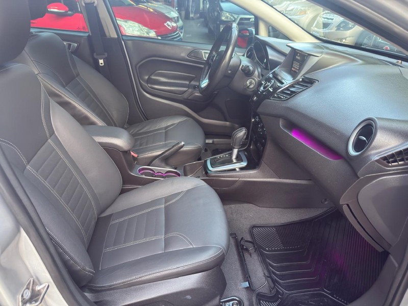 FIESTA 1.6 TITANIUM PLUS SEDAN 16V FLEX 4P AUTOMÁTICO - 2015 - CAXIAS DO SUL