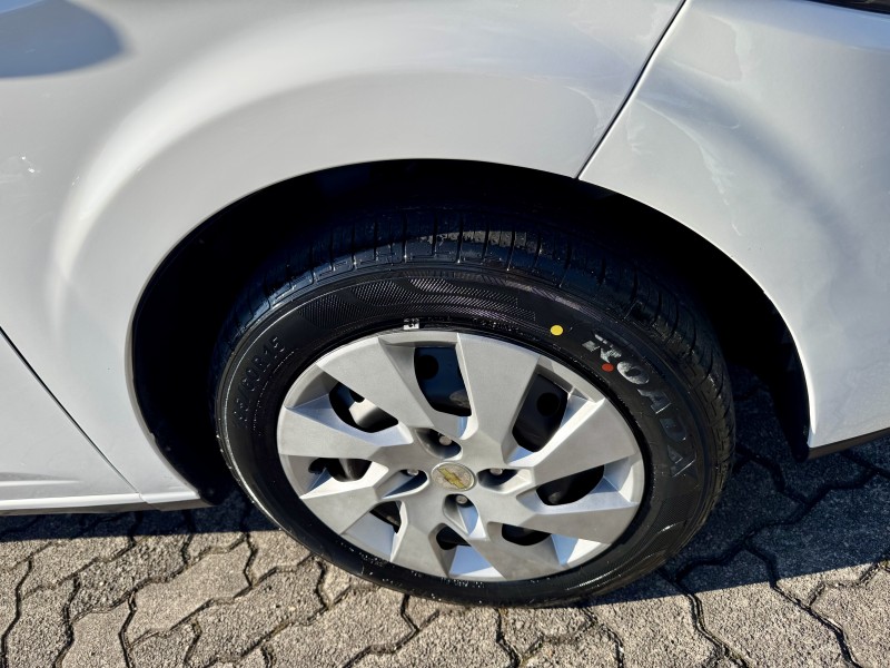 PRISMA 1.4 MPFI LT 8V FLEX 4P MANUAL - 2015 - CAXIAS DO SUL