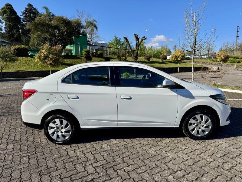 PRISMA 1.4 MPFI LT 8V FLEX 4P MANUAL - 2015 - CAXIAS DO SUL